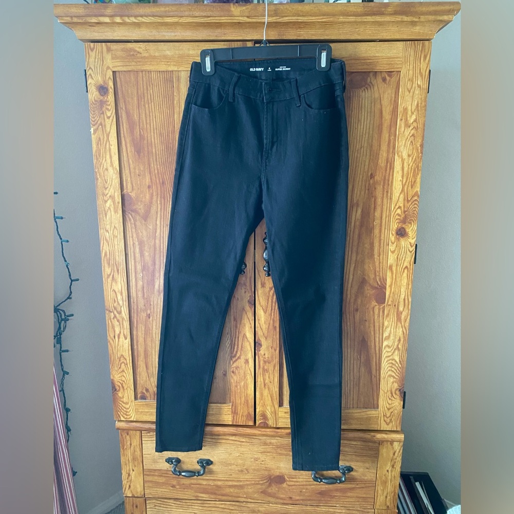 Old Navy Black Super Skinny Jeans